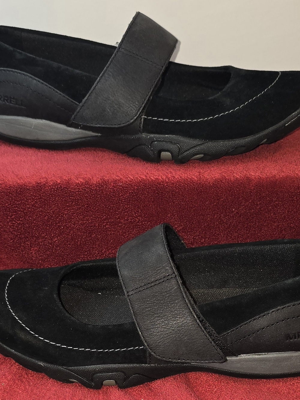 Merrell Men’s Black Athletic Slip-On - Picture 2 of 3